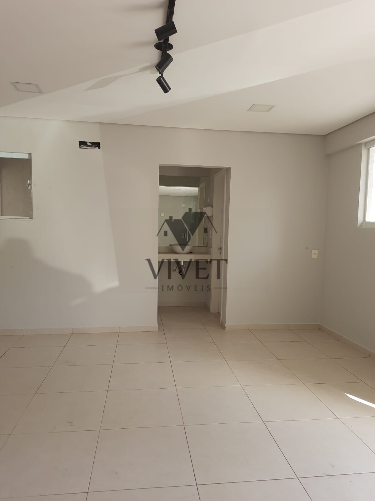 Casa à venda com 4 quartos, 187m² - Foto 8