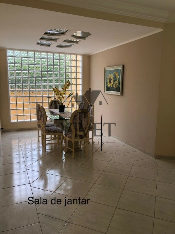 Casa à venda com 3 quartos, 300m² - Foto 9