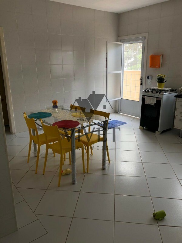 Casa à venda com 3 quartos, 300m² - Foto 16