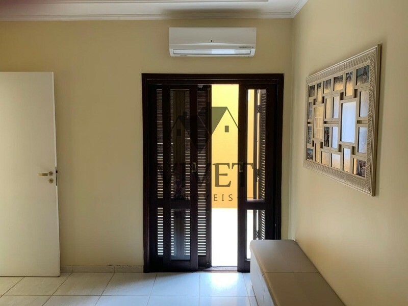 Casa à venda com 3 quartos, 300m² - Foto 13