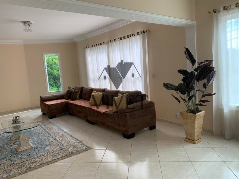 Casa à venda com 3 quartos, 300m² - Foto 5