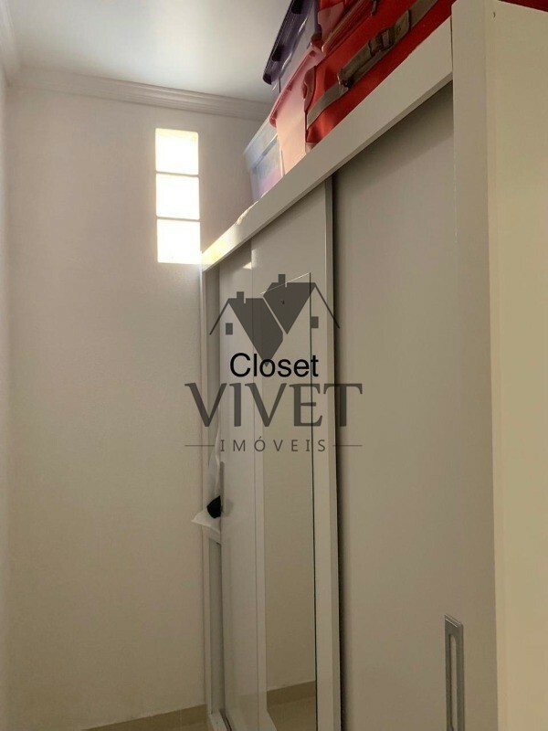 Casa à venda com 3 quartos, 300m² - Foto 31
