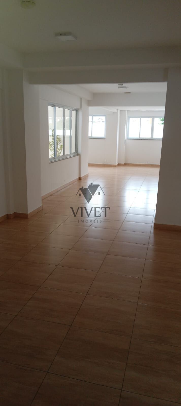 Apartamento à venda com 2 quartos, 64m² - Foto 19