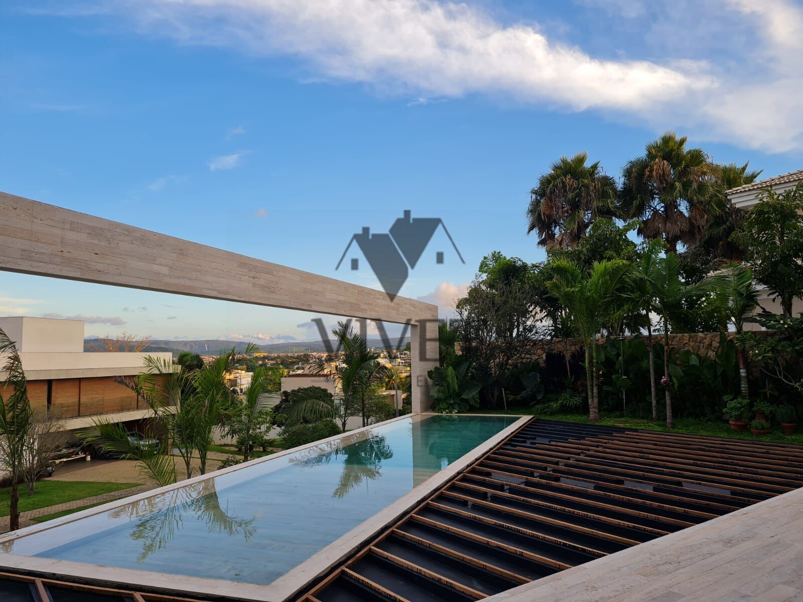 Casa de Condomínio à venda com 4 quartos, 677m² - Foto 7