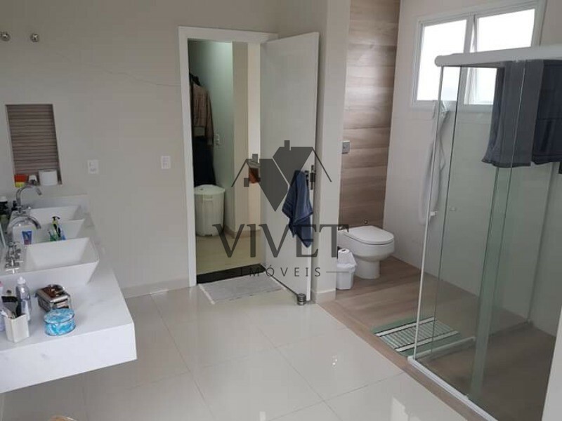 Casa de Condomínio à venda com 3 quartos, 420m² - Foto 16