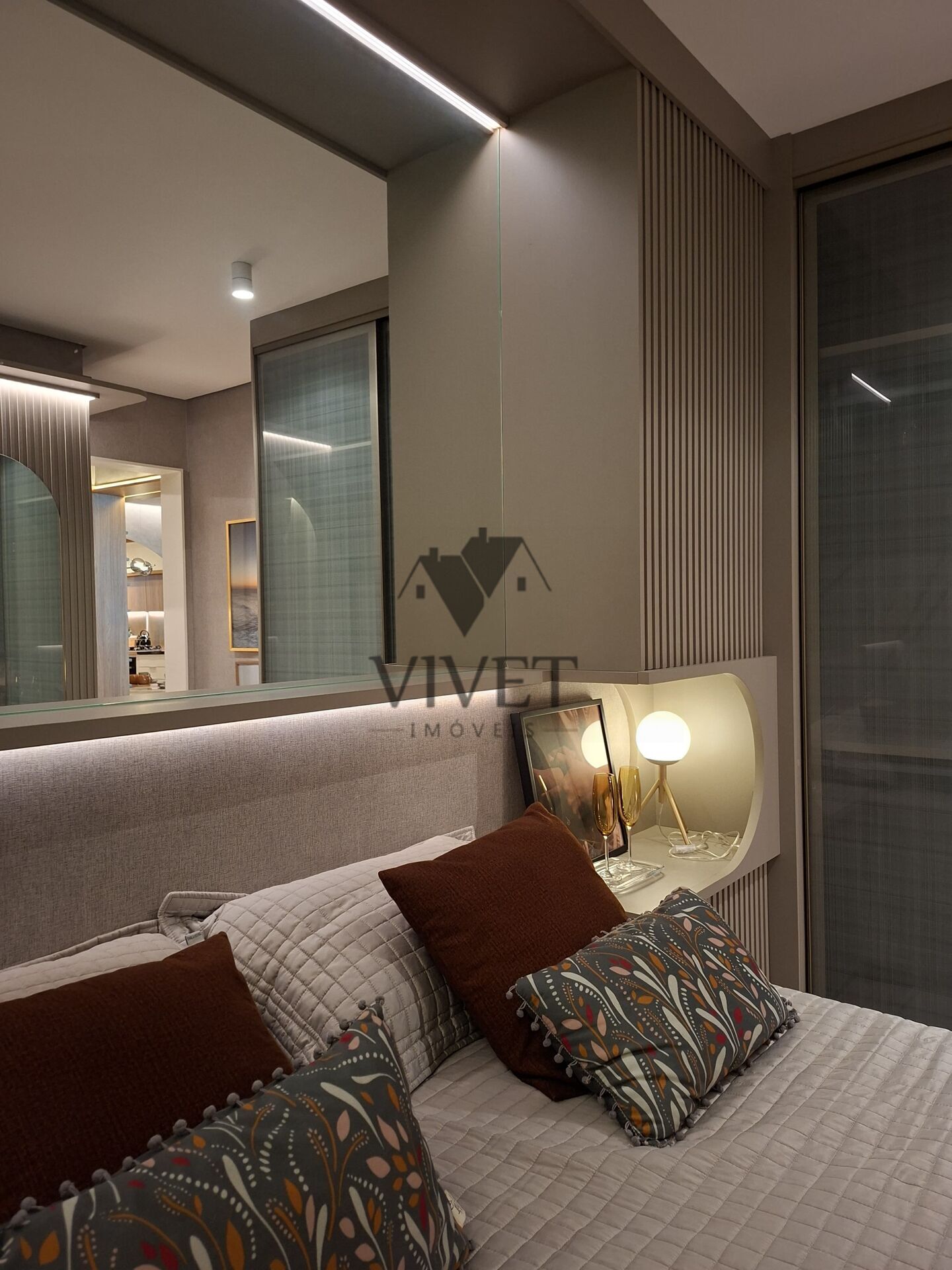 Apartamento à venda com 2 quartos, 52m² - Foto 11