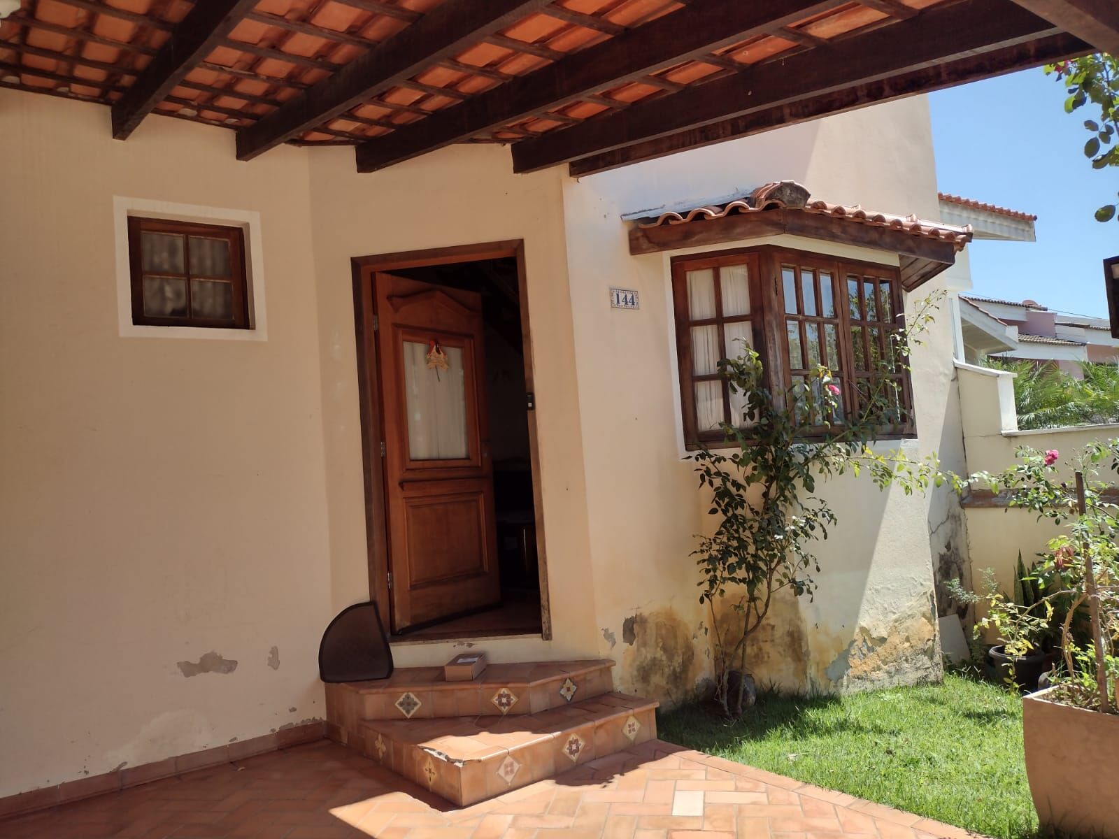 Casa de Condomínio à venda com 3 quartos, 273m² - Foto 2