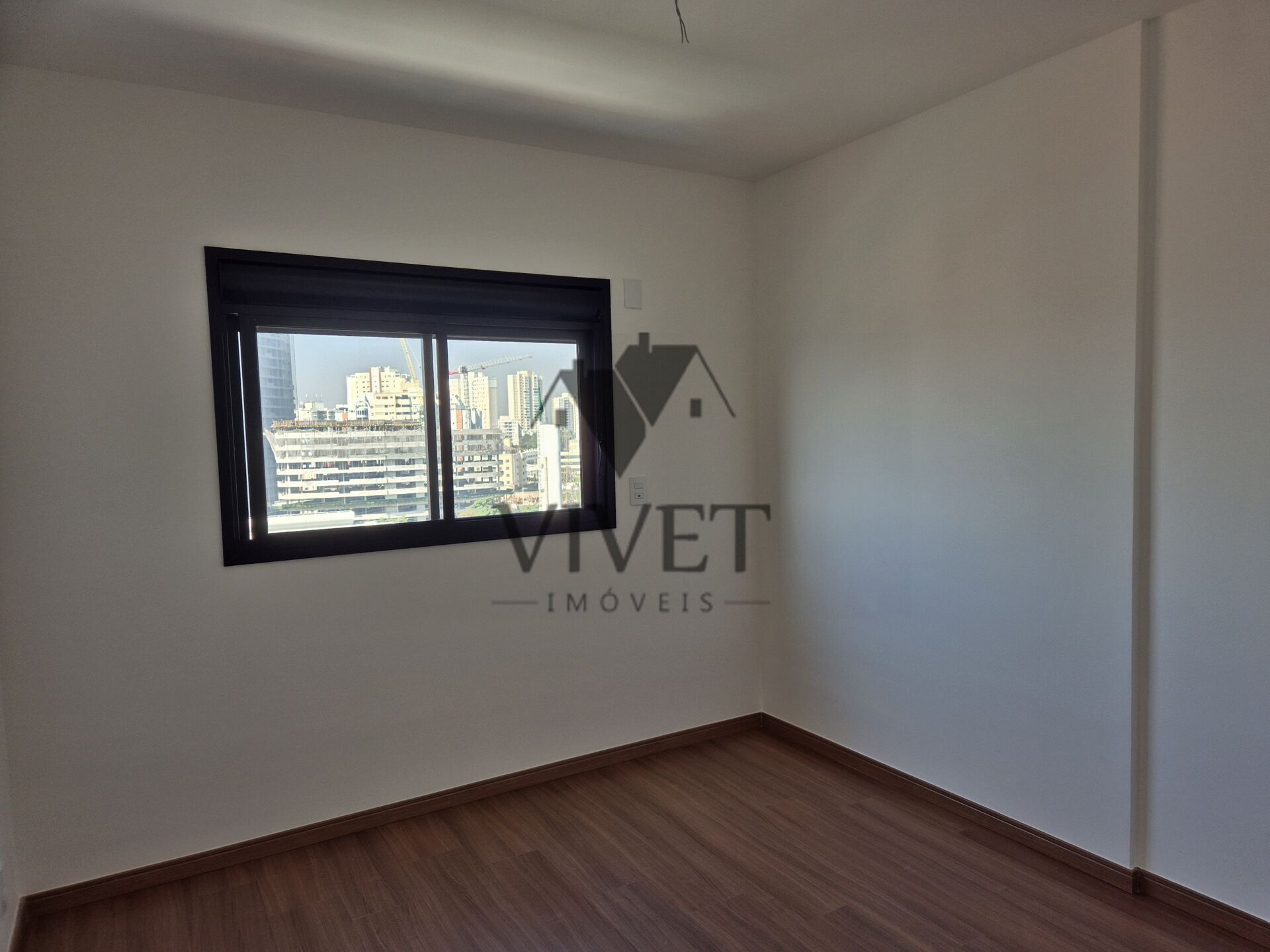Apartamento à venda com 3 quartos, 107m² - Foto 6