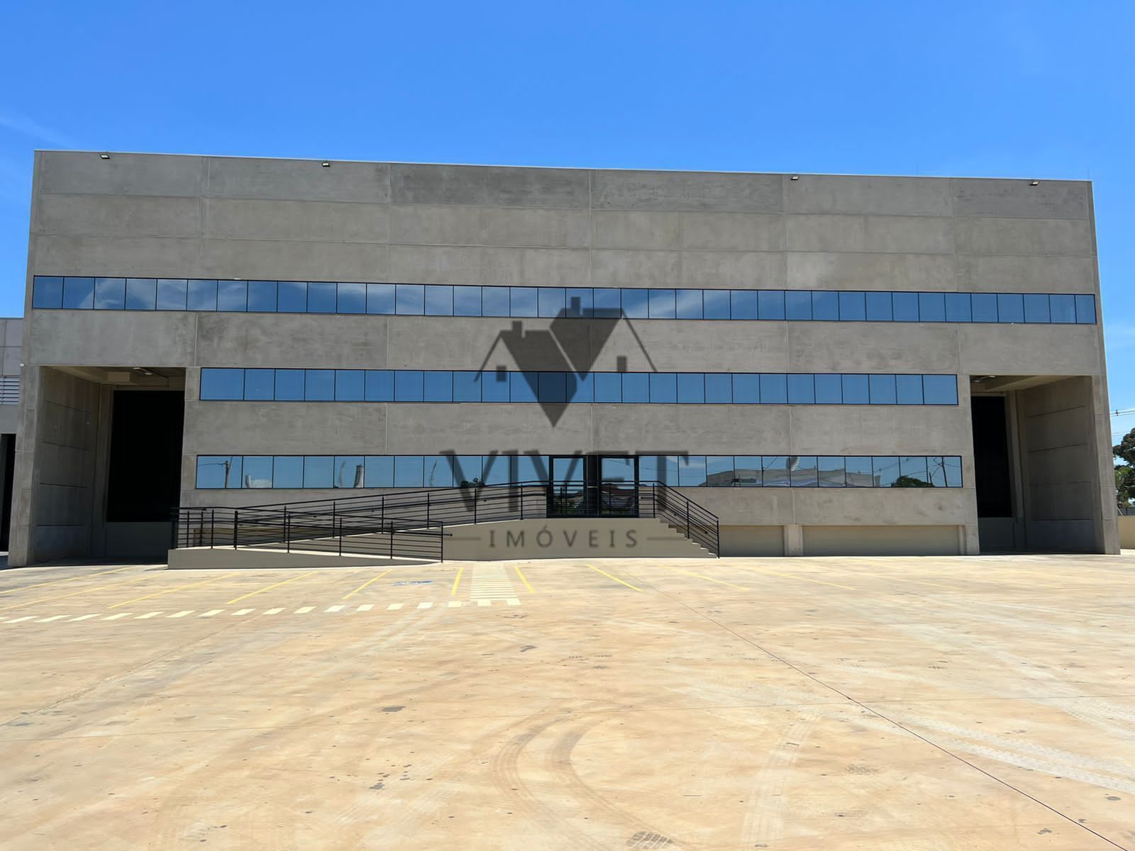 Depósito-Galpão-Armazém à venda, 2300m² - Foto 1