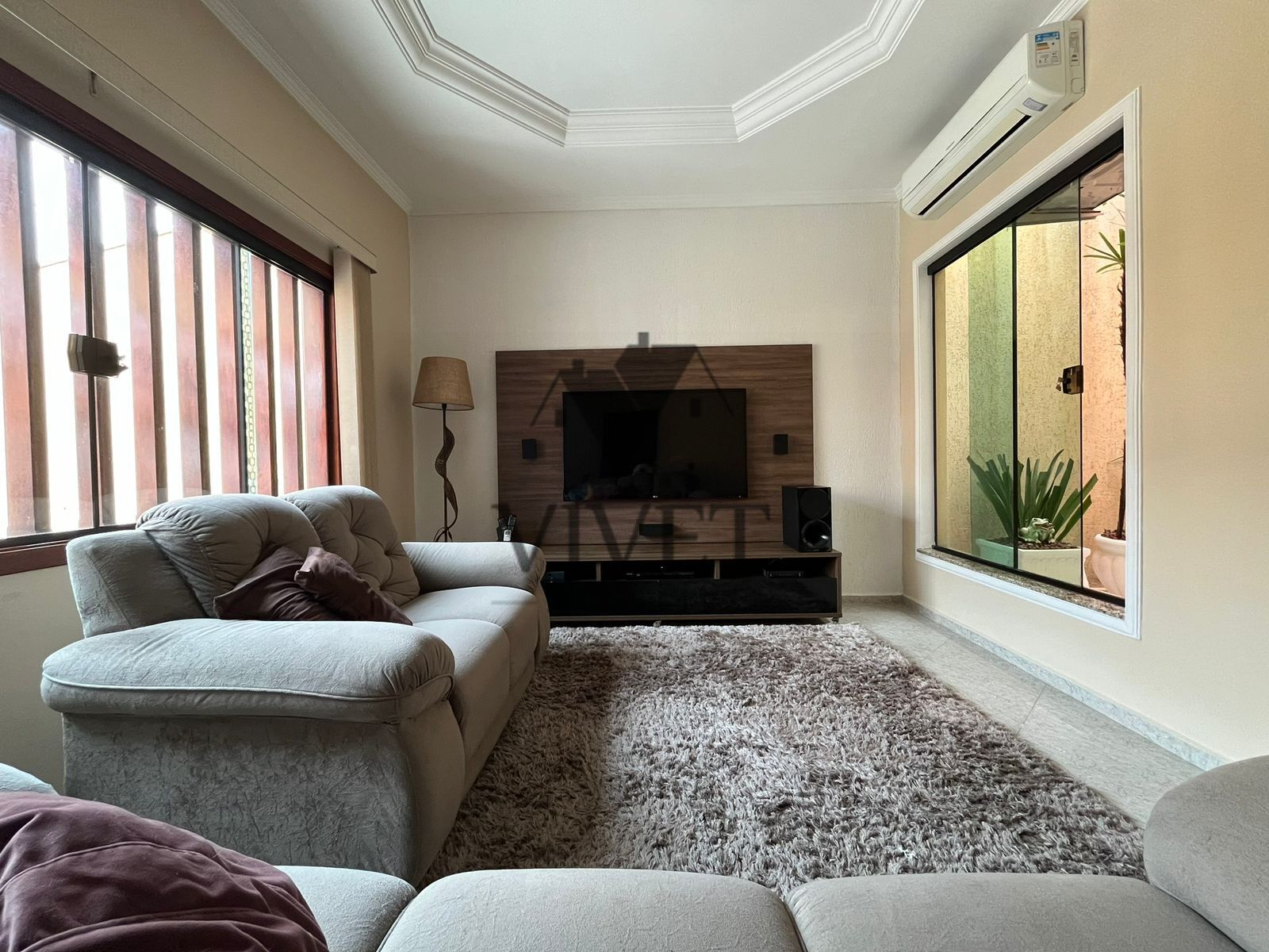 Casa, 3 quartos, 182 m² - Foto 1