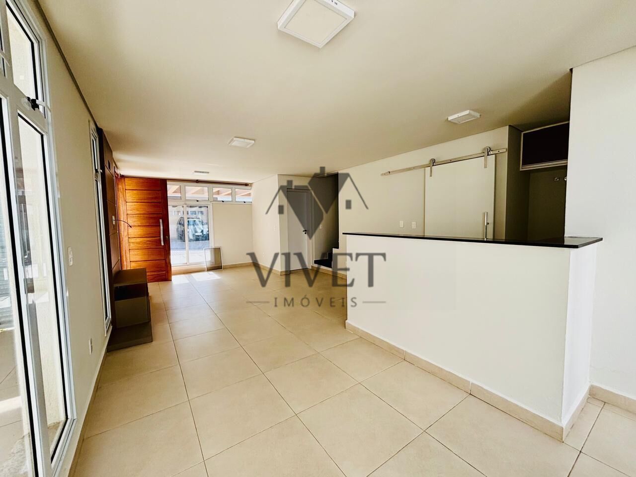 Casa de Condomínio à venda com 3 quartos, 130m² - Foto 4