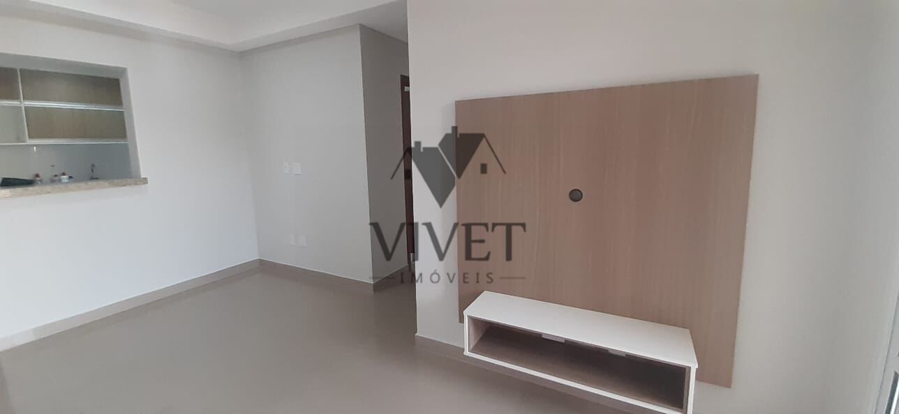 Apartamento à venda com 3 quartos, 71m² - Foto 2