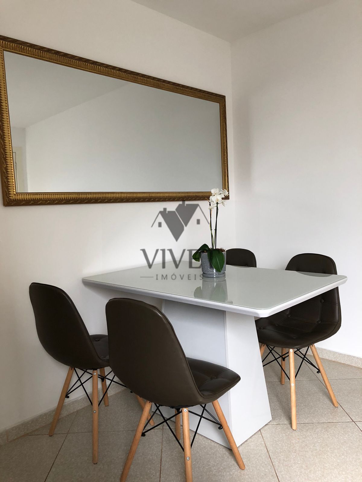 Apartamento à venda com 2 quartos, 42m² - Foto 2