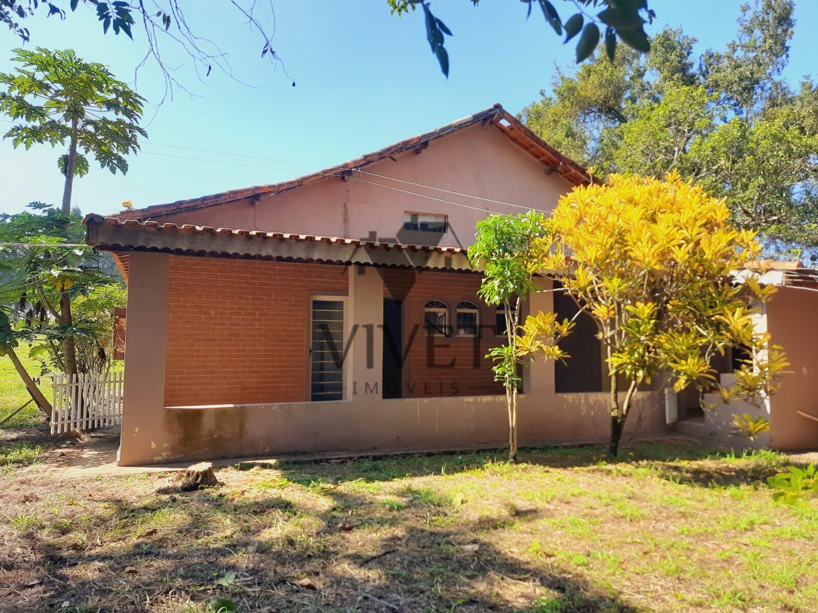 Sítio à venda com 3 quartos, 48400m² - Foto 1