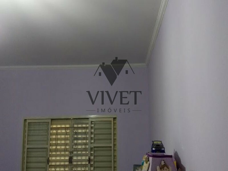 Casa à venda com 3 quartos, 90m² - Foto 13