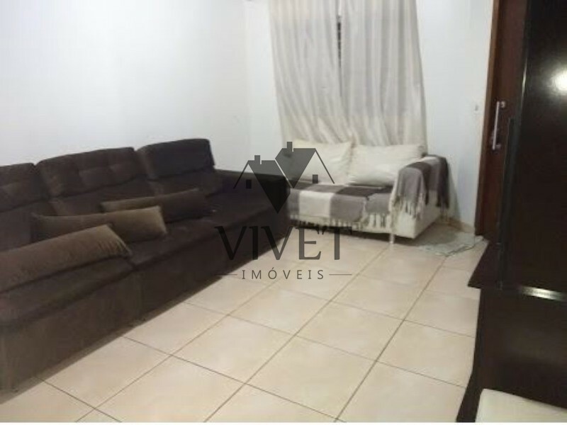 Casa à venda com 3 quartos, 90m² - Foto 2