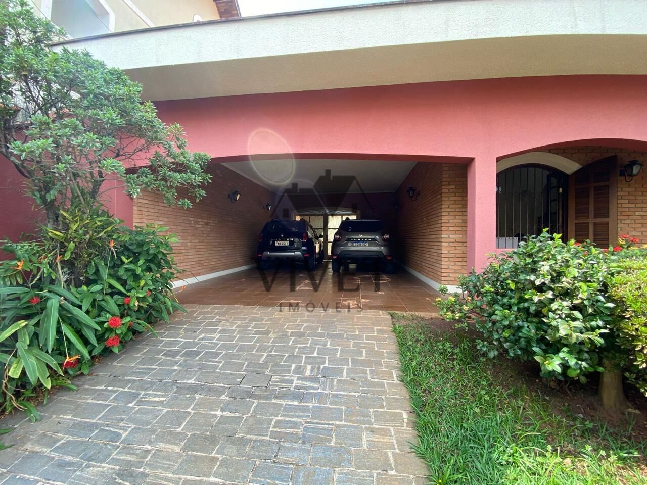 Casa à venda com 4 quartos, 370m² - Foto 3