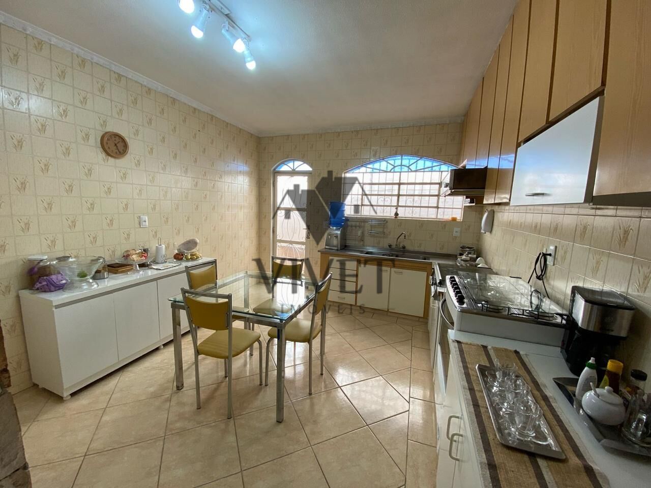 Casa à venda com 4 quartos, 370m² - Foto 13