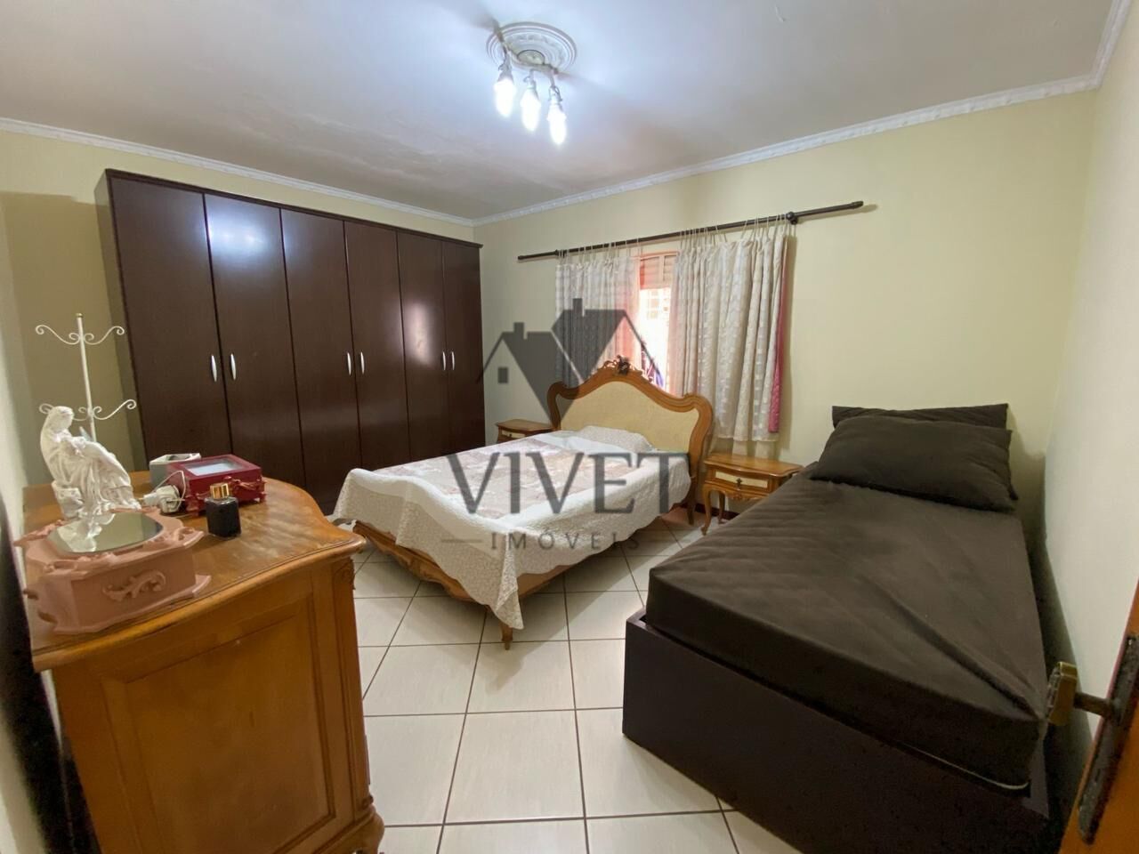 Casa à venda com 4 quartos, 370m² - Foto 18