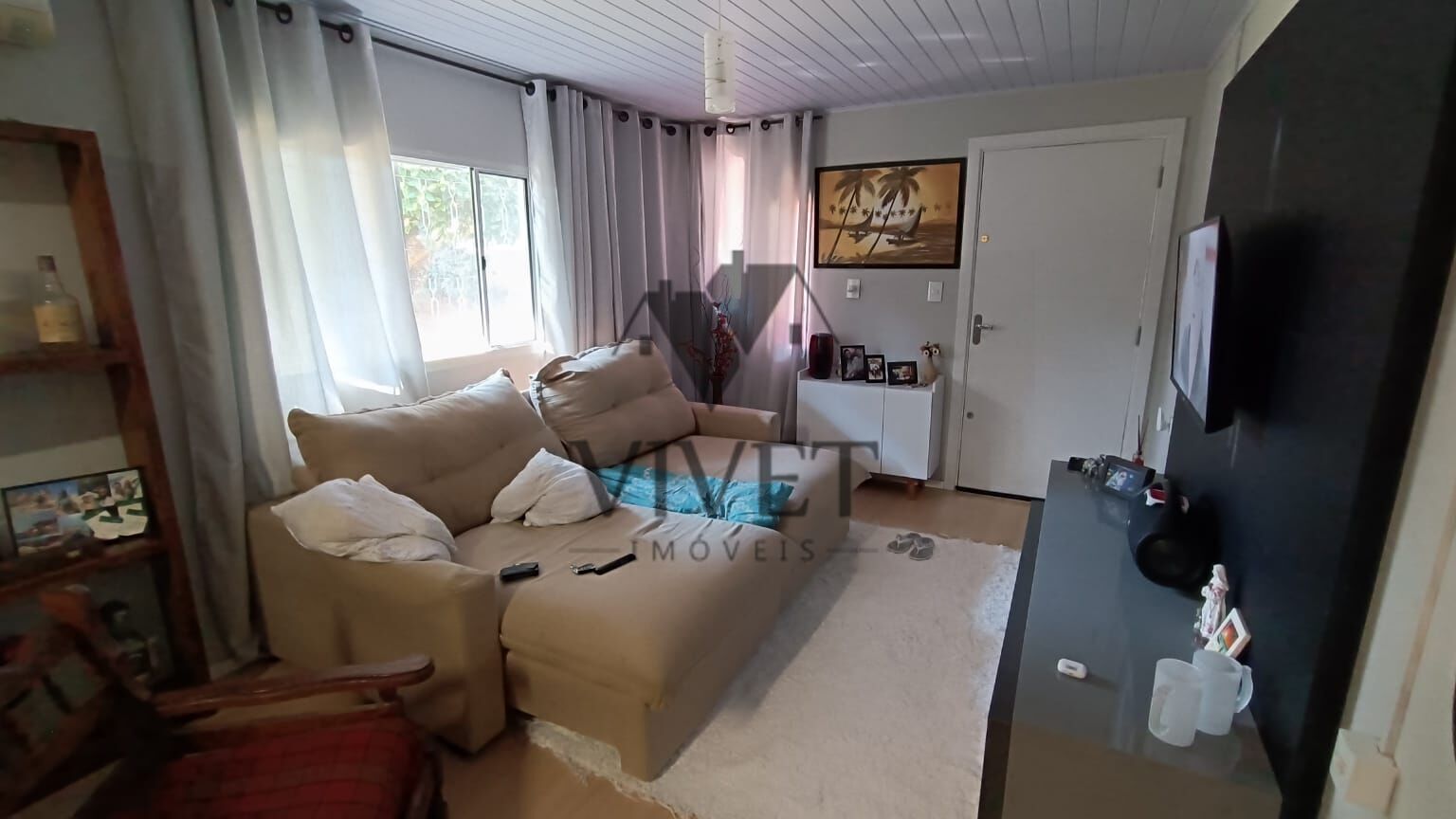 Chácara, 3 quartos, 1500 m² - Foto 1