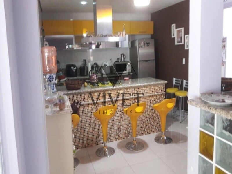 Casa de Condomínio à venda com 3 quartos, 475m² - Foto 5