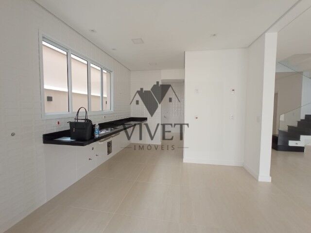 Casa de Condomínio à venda com 3 quartos, 251m² - Foto 5