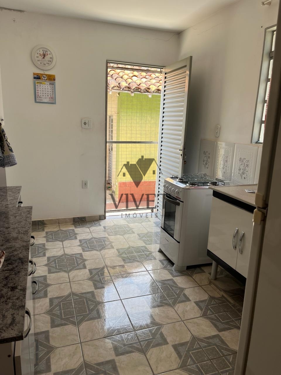 Casa à venda com 5 quartos, 215m² - Foto 27