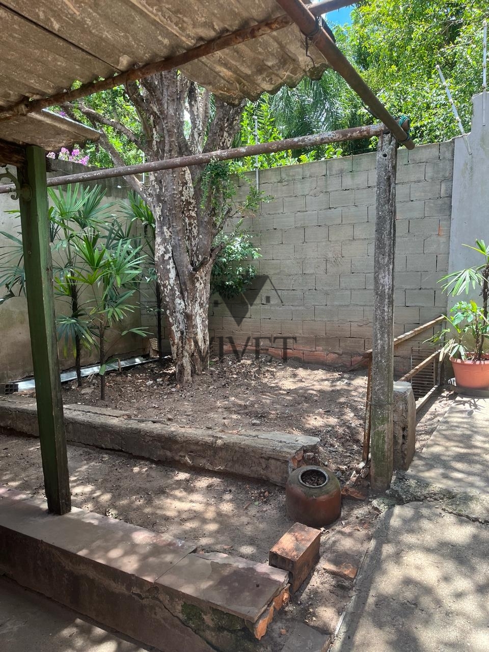 Casa à venda com 5 quartos, 215m² - Foto 18