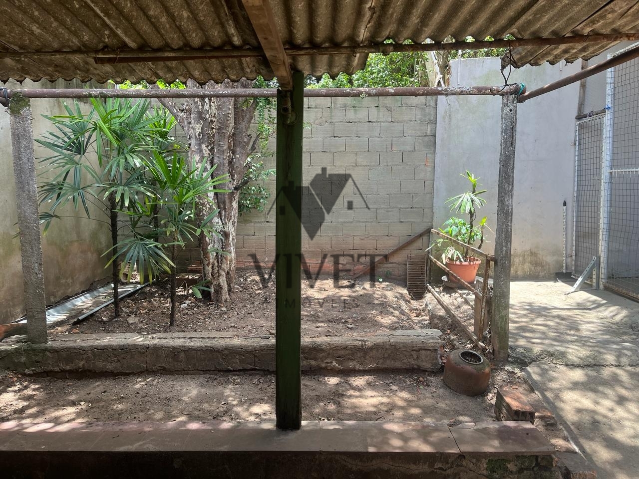 Casa à venda com 5 quartos, 215m² - Foto 17