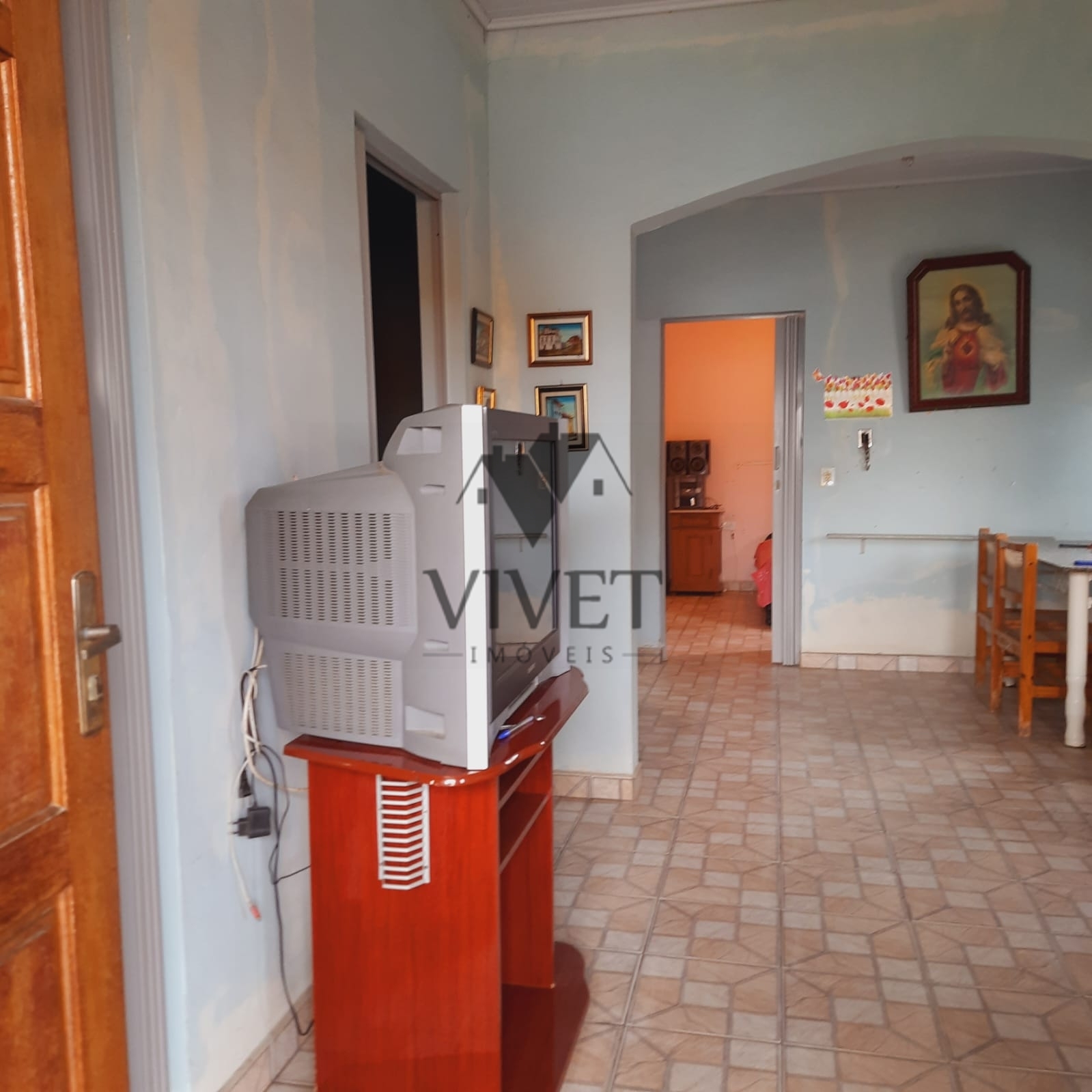 Casa à venda com 5 quartos, 215m² - Foto 4