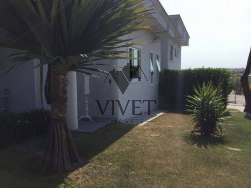 Casa de Condomínio à venda com 4 quartos, 381m² - Foto 3