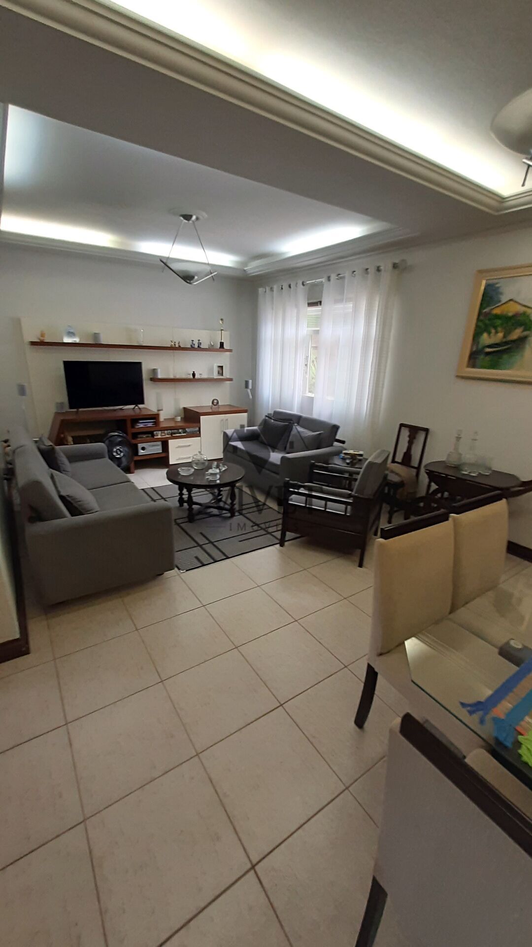 Casa à venda com 2 quartos, 214m² - Foto 2