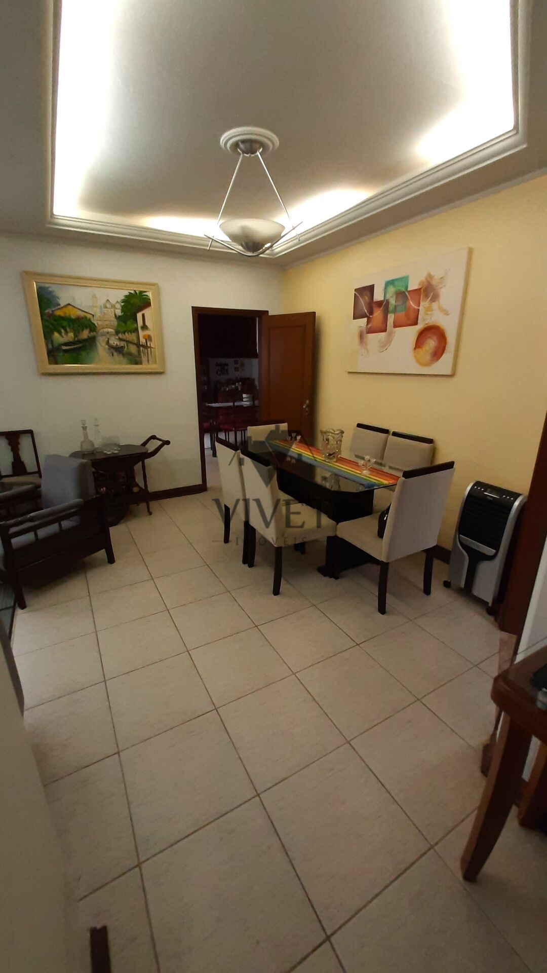 Casa à venda com 2 quartos, 214m² - Foto 4