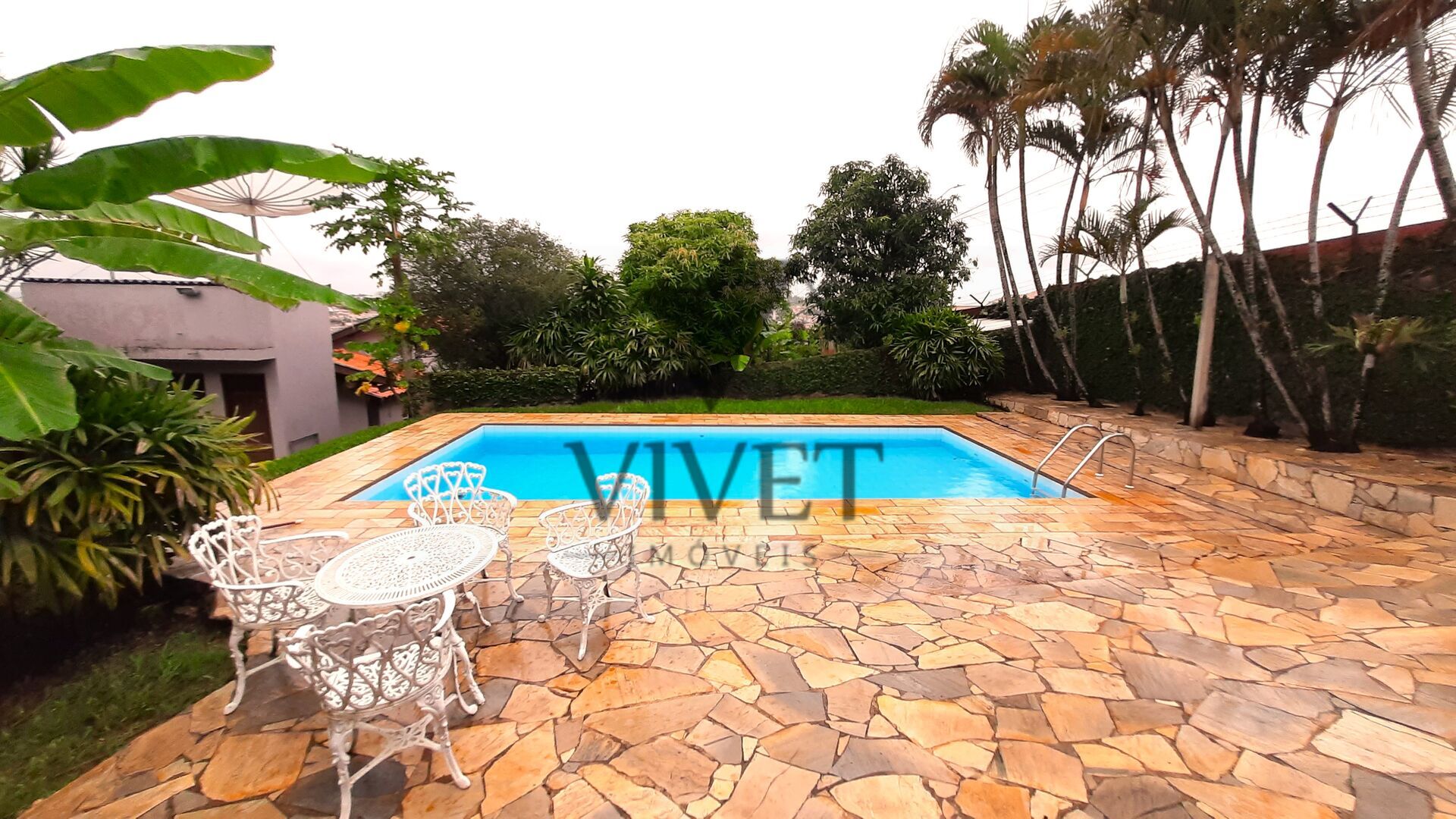 Casa à venda com 2 quartos, 214m² - Foto 13