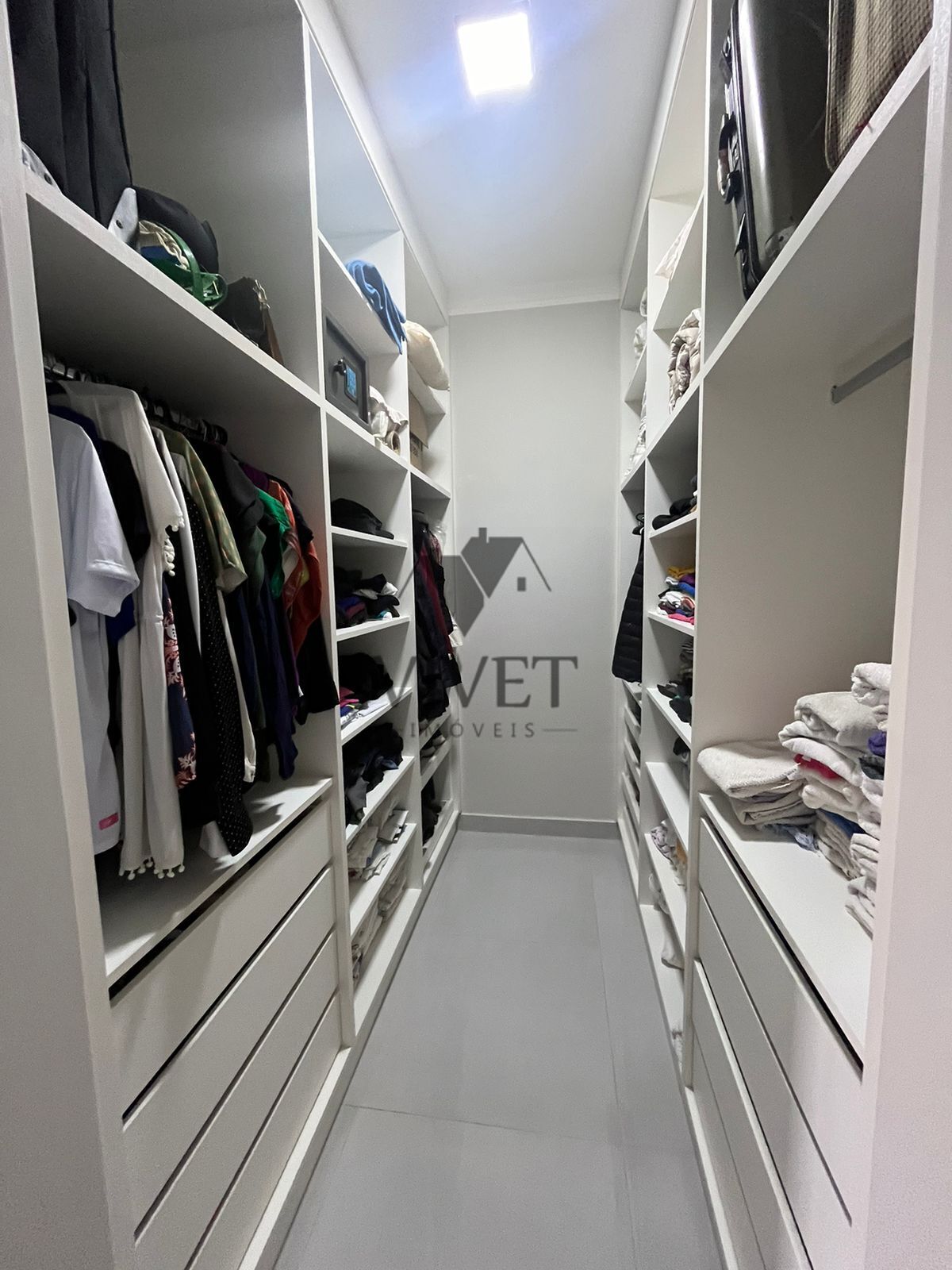 Casa de Condomínio à venda com 3 quartos, 196m² - Foto 23