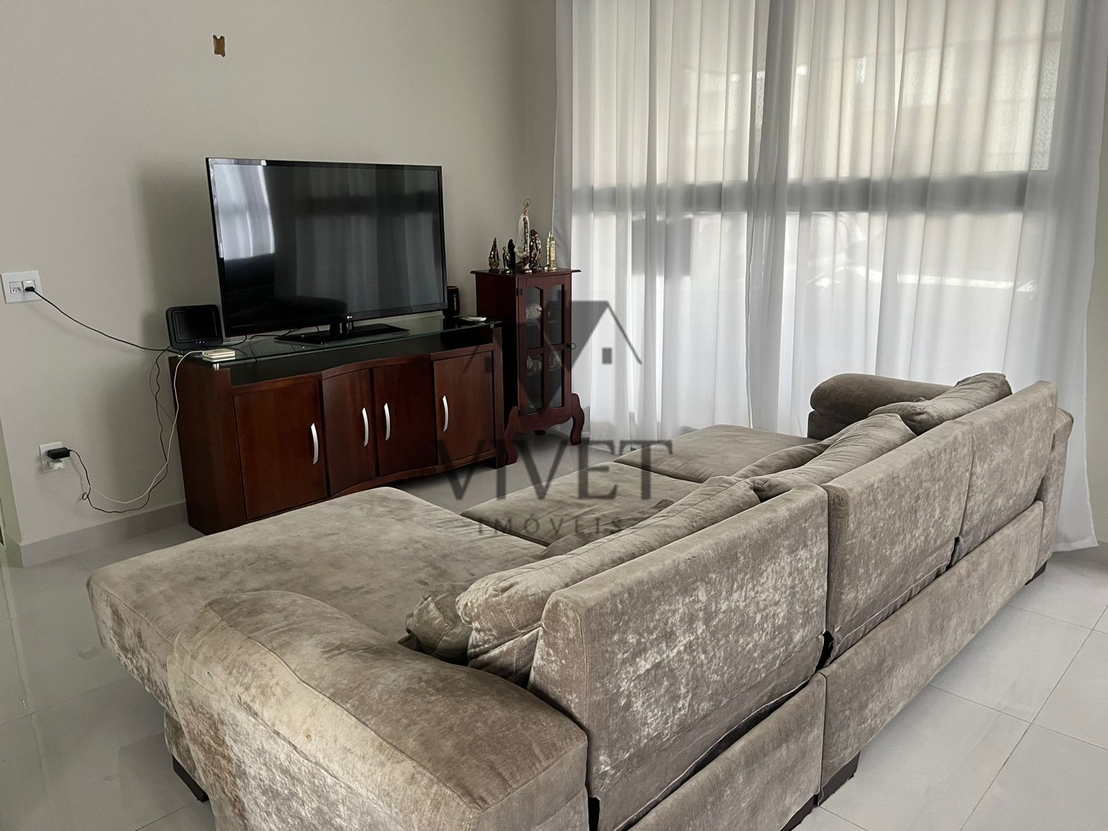 Casa de Condomínio à venda com 3 quartos, 196m² - Foto 3