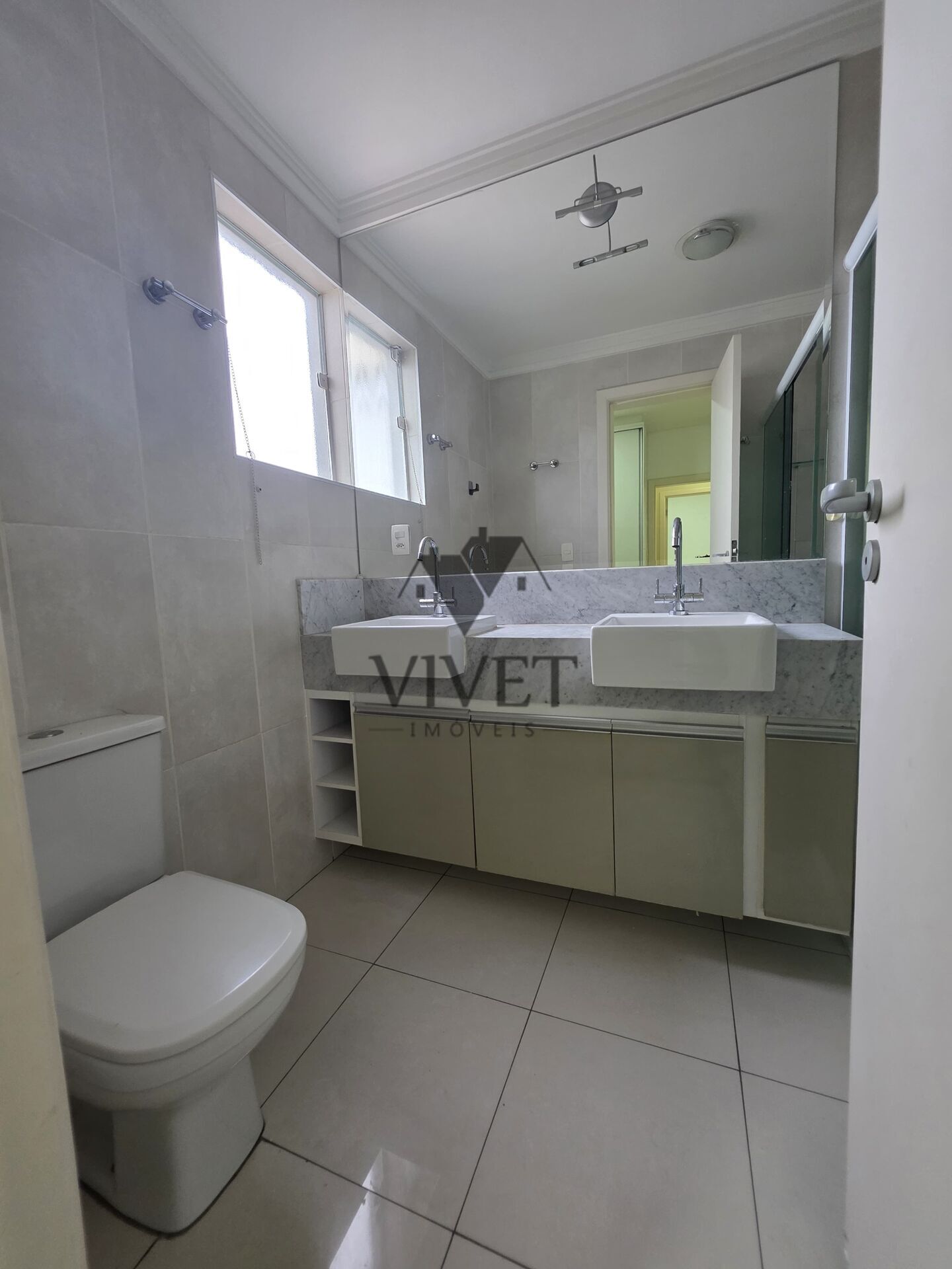 Apartamento à venda com 3 quartos, 145m² - Foto 12