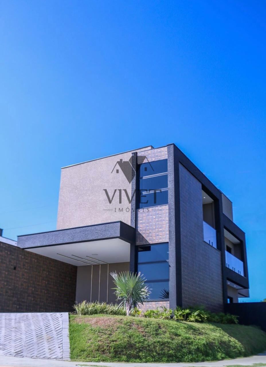 Casa de Condomínio à venda com 3 quartos, 225m² - Foto 1