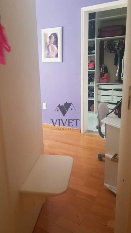 Casa de Condomínio à venda com 4 quartos, 300m² - Foto 11