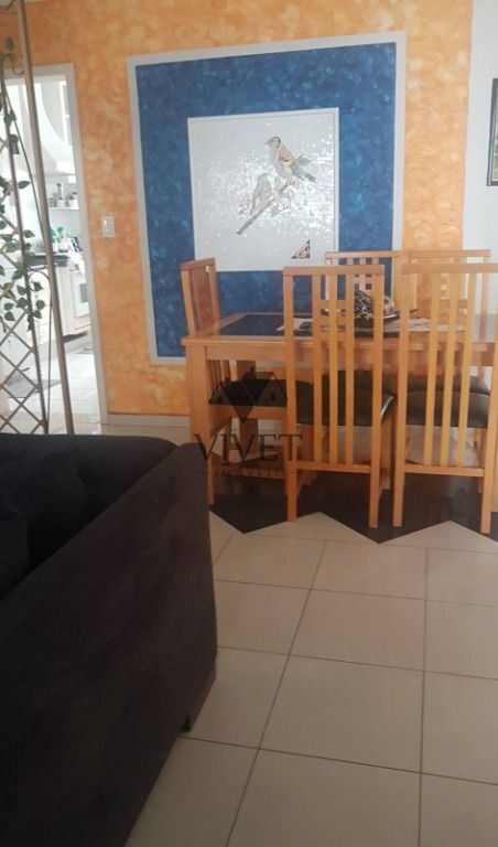 Casa de Condomínio à venda com 4 quartos, 300m² - Foto 6