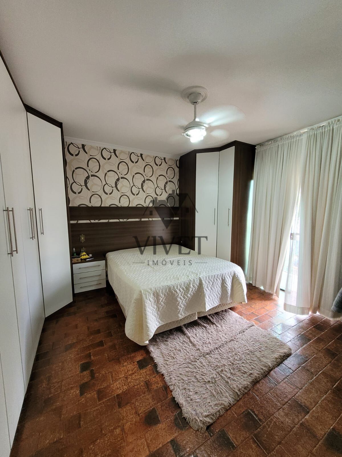 Casa à venda com 4 quartos, 253m² - Foto 12