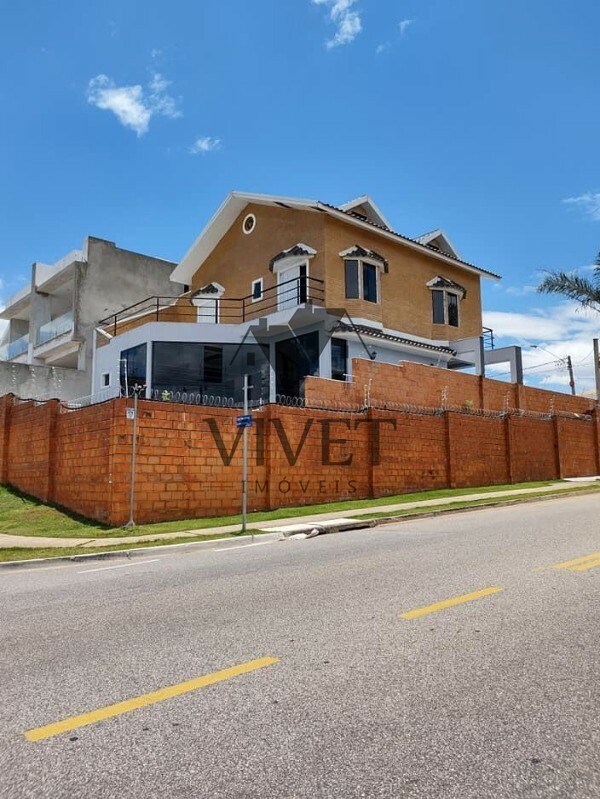 Casa de Condomínio à venda com 3 quartos, 310m² - Foto 2