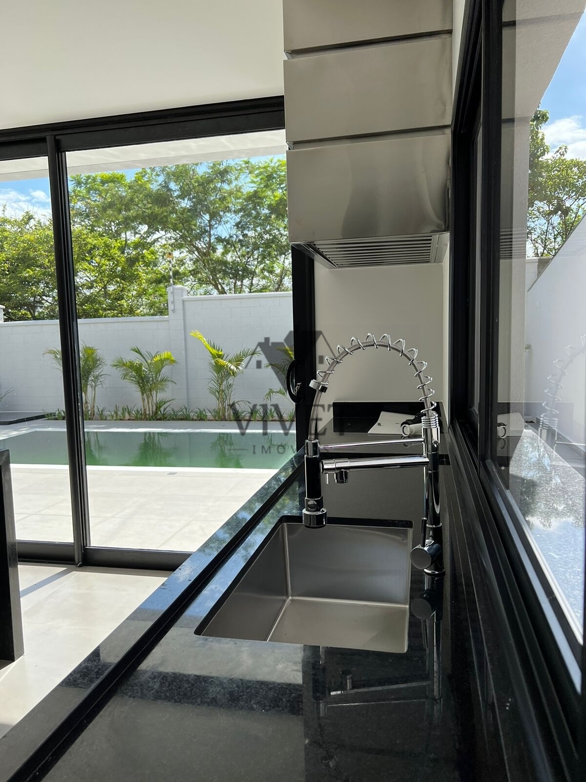 Casa de Condomínio à venda com 3 quartos, 300m² - Foto 7