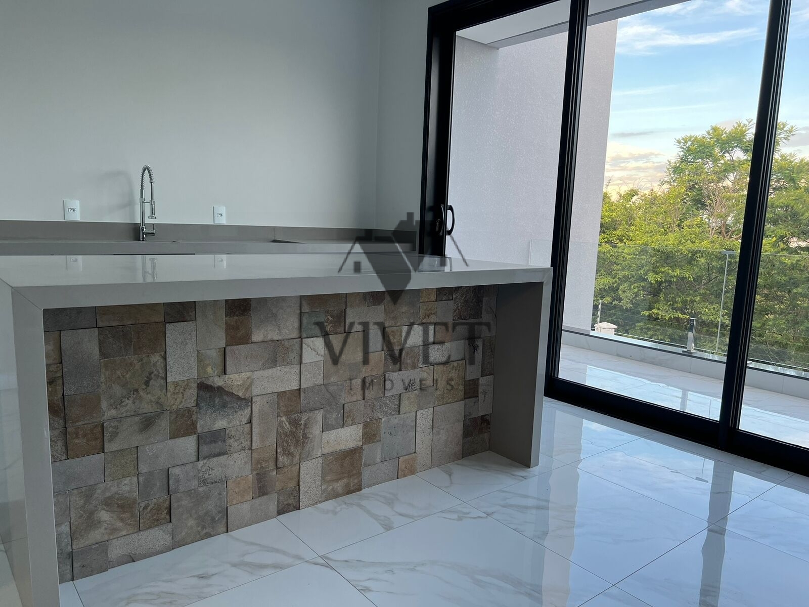Casa de Condomínio à venda com 3 quartos, 300m² - Foto 6