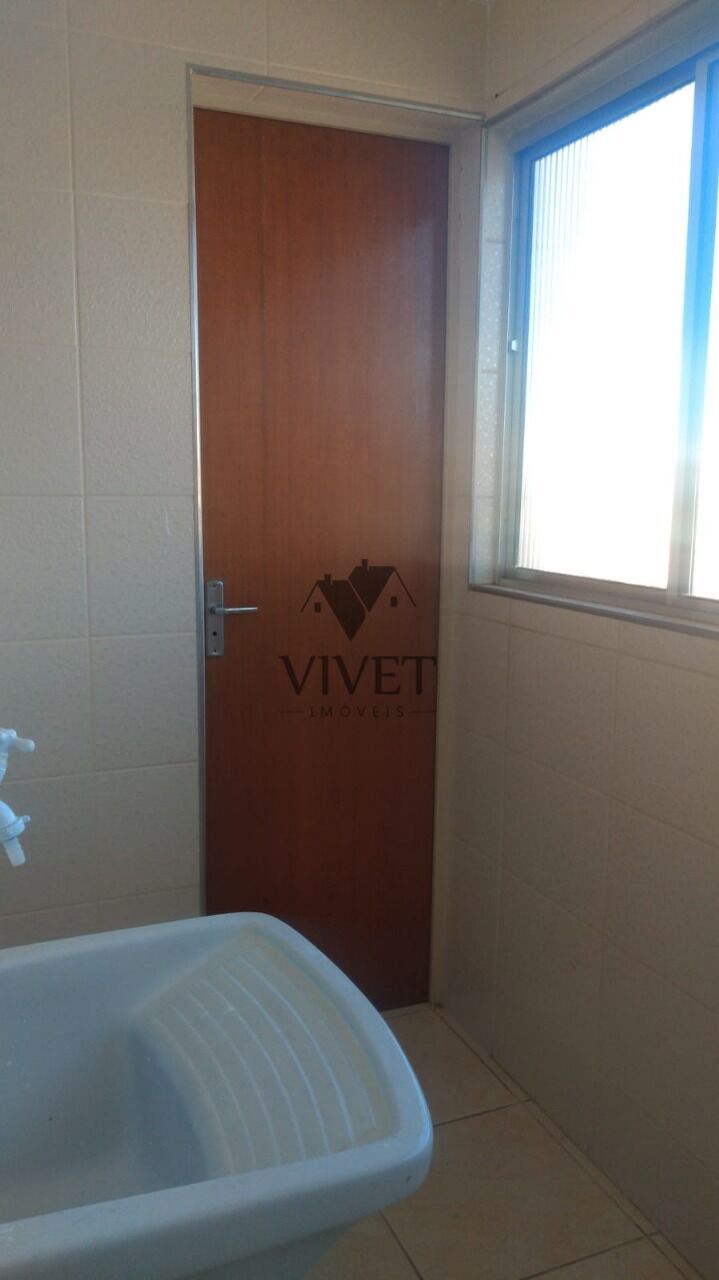 Apartamento à venda com 2 quartos, 67m² - Foto 7