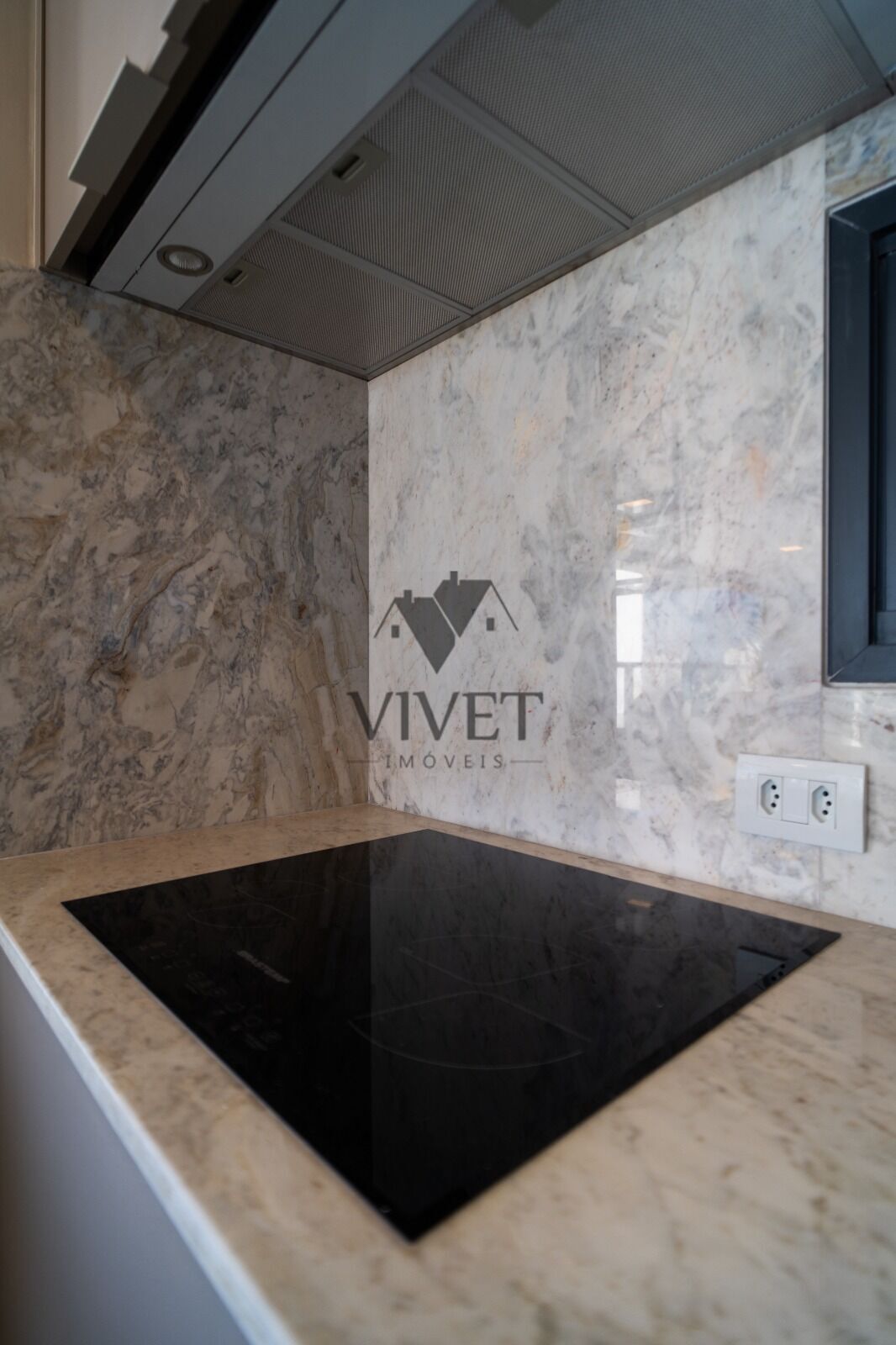 Apartamento à venda com 3 quartos, 151m² - Foto 9