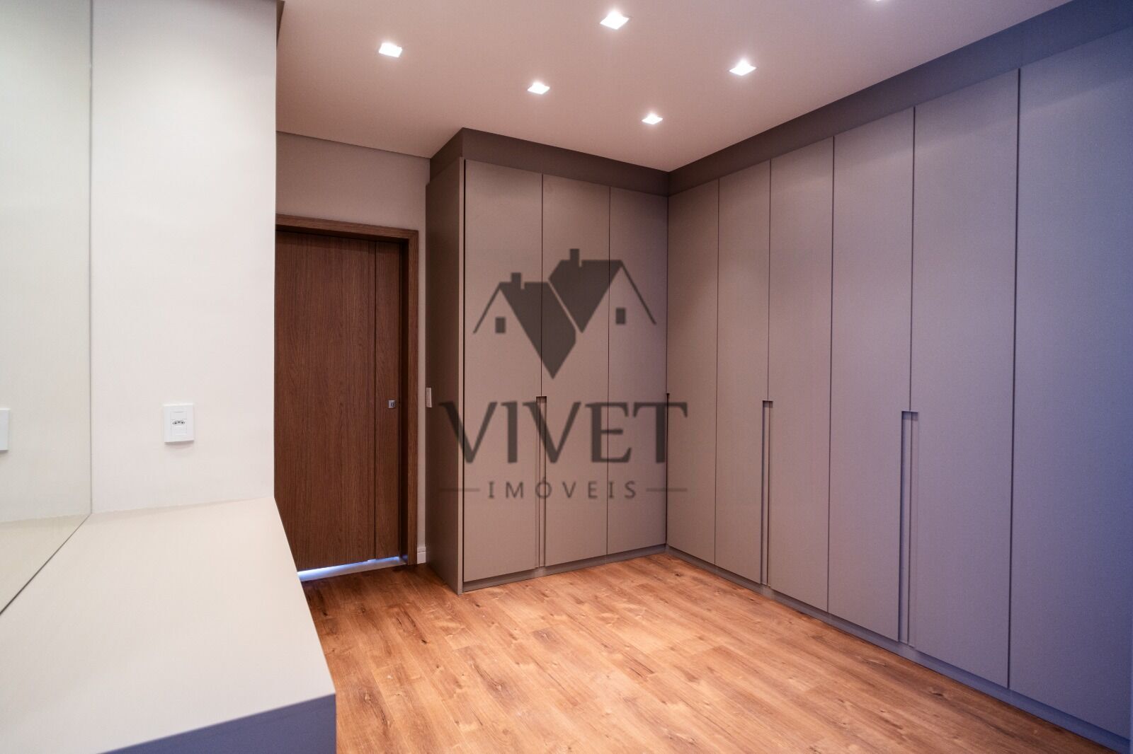 Apartamento à venda com 3 quartos, 151m² - Foto 14