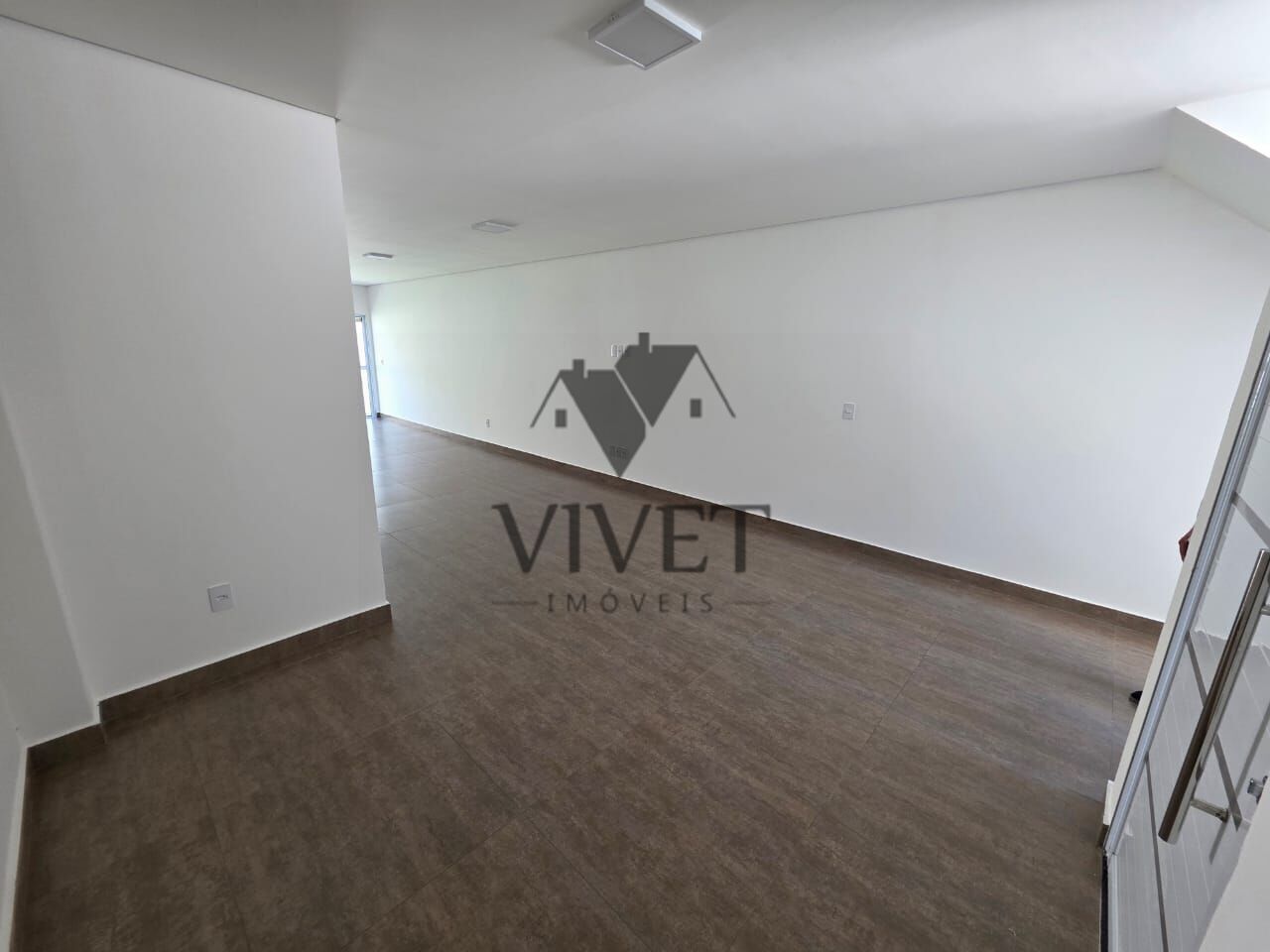 Casa à venda com 3 quartos, 123m² - Foto 4