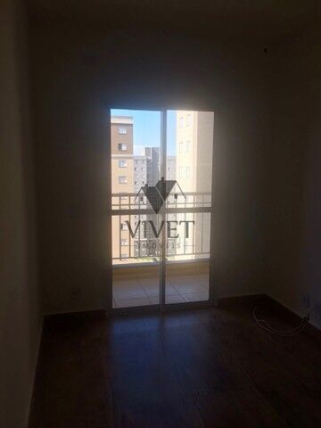 Apartamento à venda com 2 quartos, 56m² - Foto 2