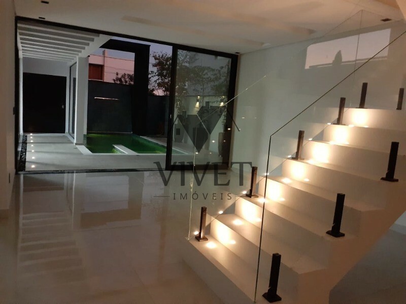 Casa de Condomínio à venda com 4 quartos, 370m² - Foto 3